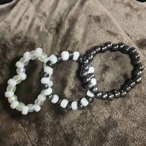 Set of Three Beaded Bracelets in White and Gray